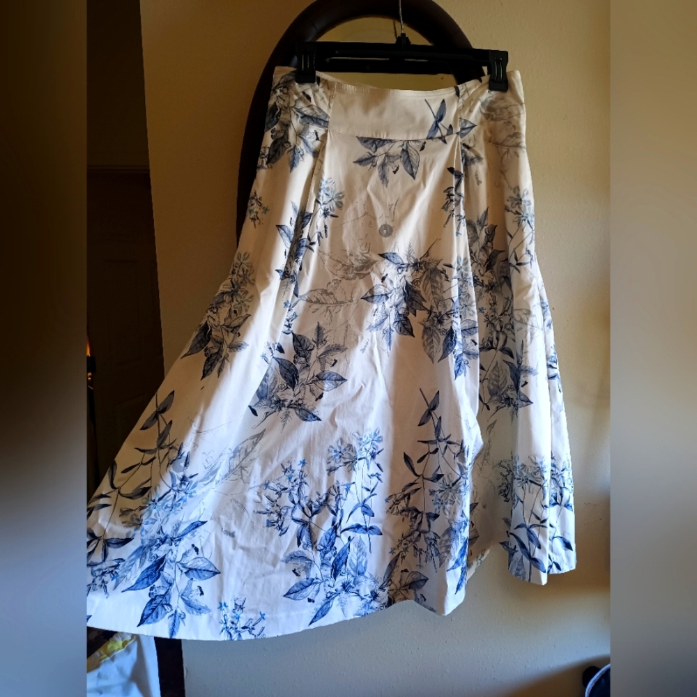 Crisp stretch cotton toile midi skirt